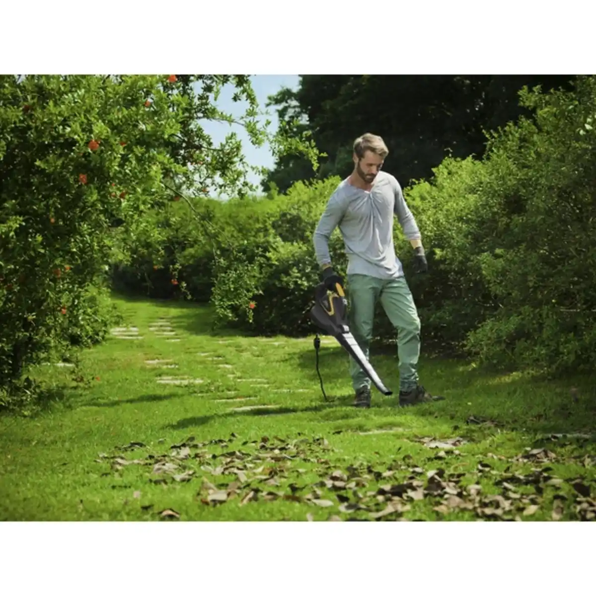 Bild 2 von Elektro-Laubsauger »BL 130c V«