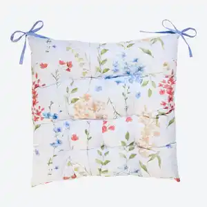 Stuhlkissen in verschiedenen Designs, 45x45cm