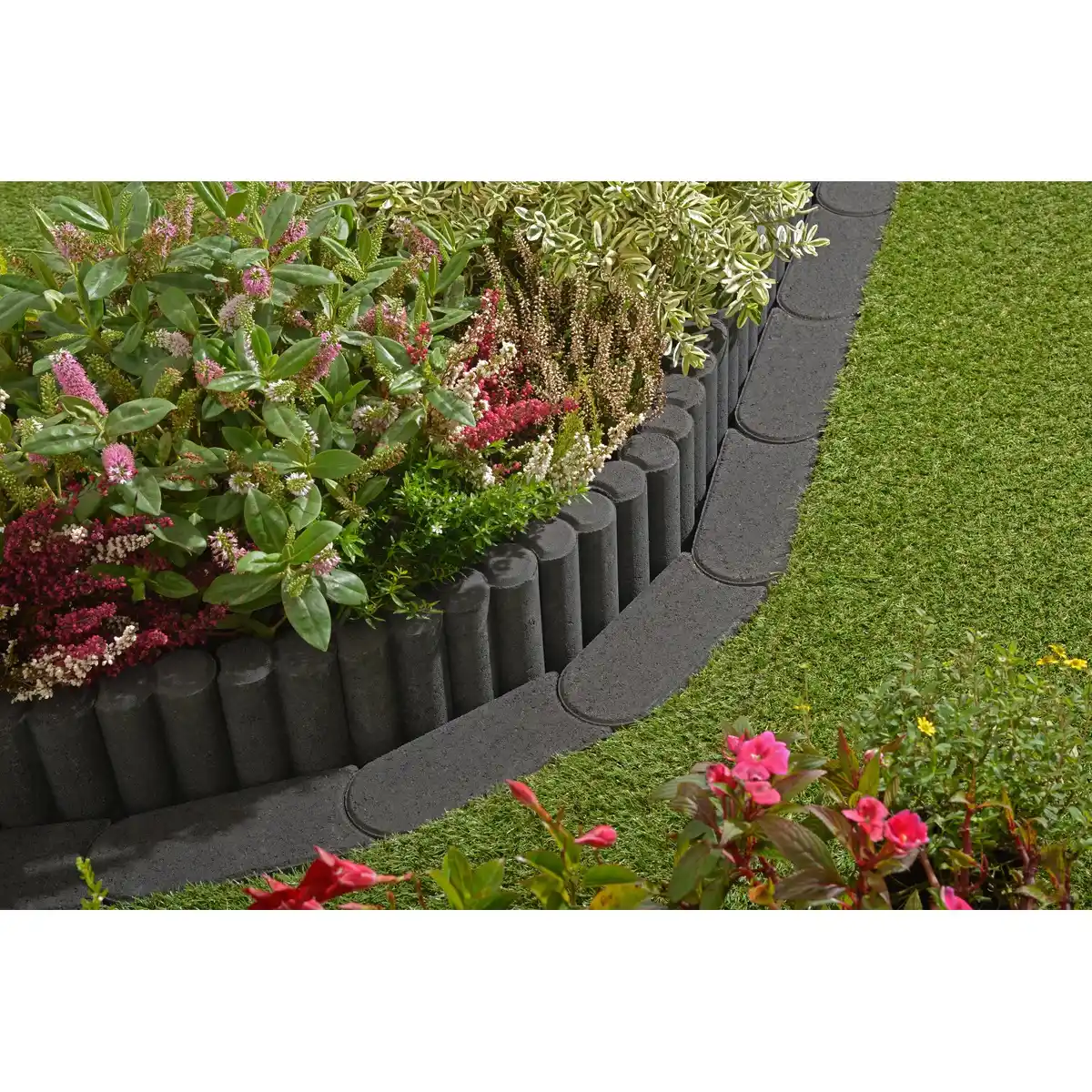 Bild 1 von Kann Mähkante "Mini" Anthrazit 24 cm x 10 cm x 4,5 cm