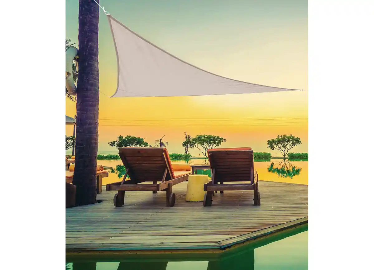 Bild 1 von Sonnensegel dreieckig mit Metallösen und 3 Spannbänder