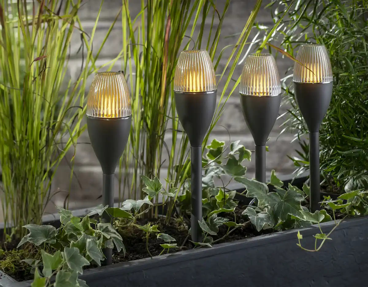 Bild 4 von IDEENWELT Solar-Gartenleuchten 4er-Set