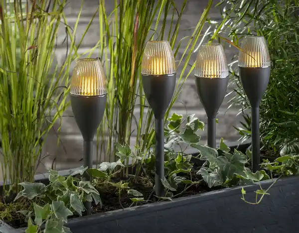 Bild 4 von IDEENWELT Solar-Gartenleuchten 4er-Set