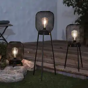 Solar-Leuchte in 3 Stufen höhenverstellbar, Höhe bis zu ca. 68 cm