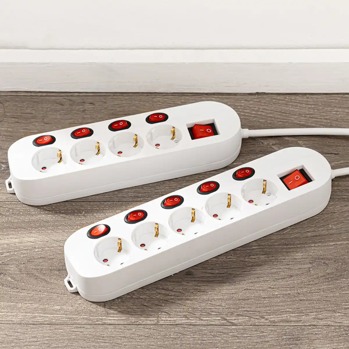 Bild 1 von Powertec Electric Einzeln schaltbare Steckdosenleiste 4-fach oder 5-fach