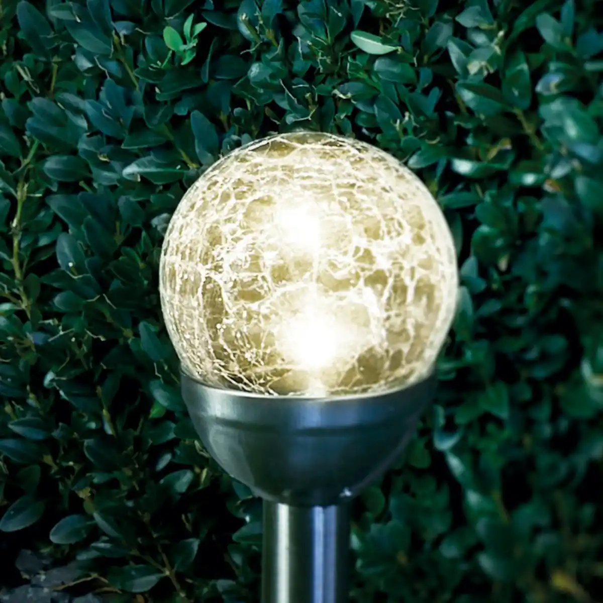 Bild 3 von I-Glow XXL-LED-Solarkugel "Crashglas" 8er-Set