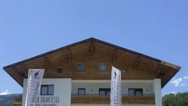 Bild 1 von Österreich - Oberpinzgau - Neukirchen am Großvenediger - Hotel der Drahtesel