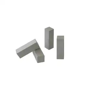 Kosche Eckholz Granit weiß 19 x 19 x 60 mm, 4 Stück