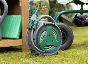 Grüner Jan Mini-Schlauchbox mit 2 Schläuchen