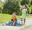 Bild 2 von IDEENWELT Kinderscooter mit Leuchtrollen