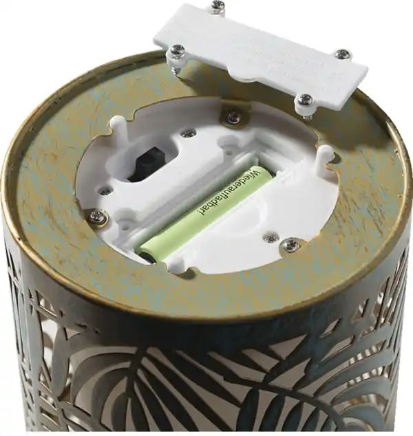 Bild 2 von IDEENWELT Solar LED-Windlicht Palmenwedeldesign