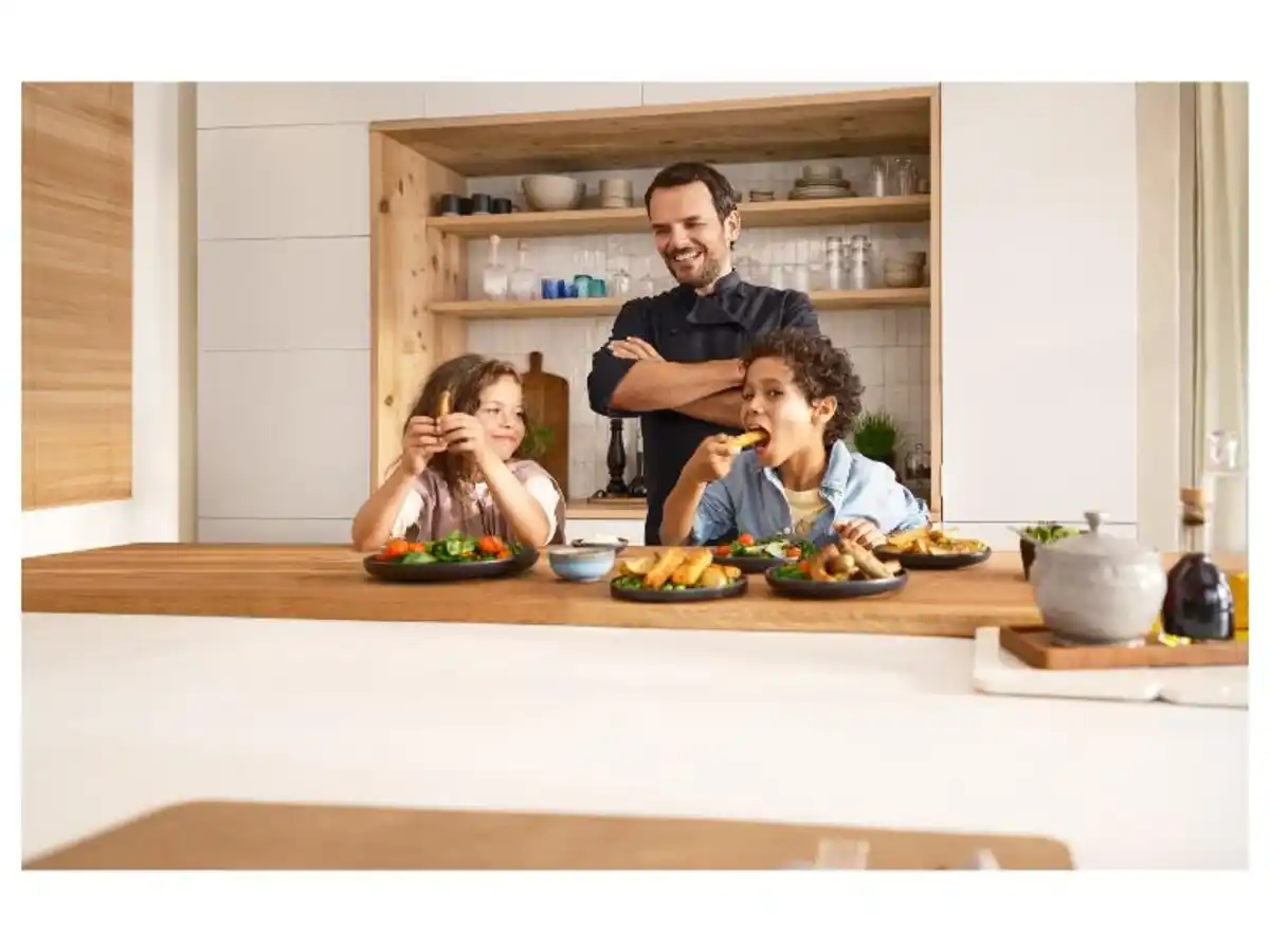 Bild 2 von PHILIPS Philips Heißluftfritteuse XL, 6,2 l, 1700 W