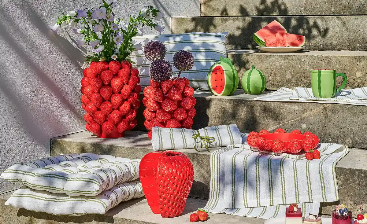 Bild 1 von HOME STORY 3D Vase Erdbeere