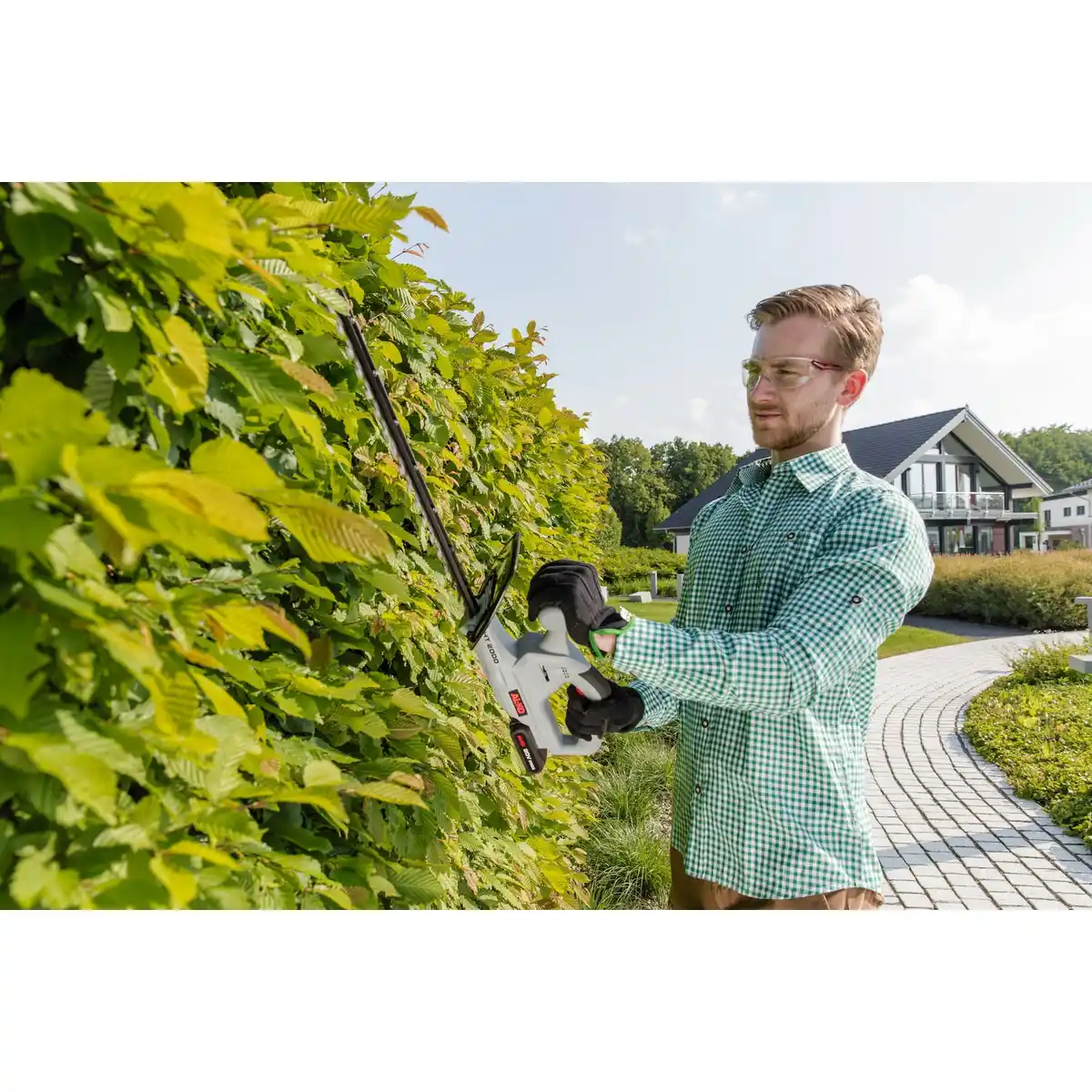 Bild 1 von AL-KO Akku-Heckenscheren-Set HT 2000 inkl. Akku, inkl. Ladegerät