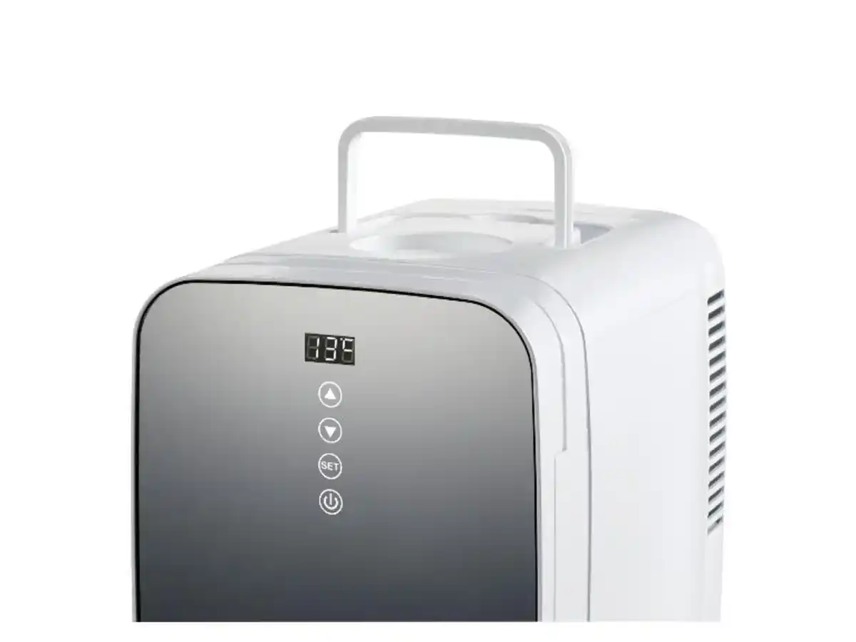 Bild 3 von SILVERCREST® KITCHEN TOOLS Mini-Kühlschrank, ideal für unterwegs