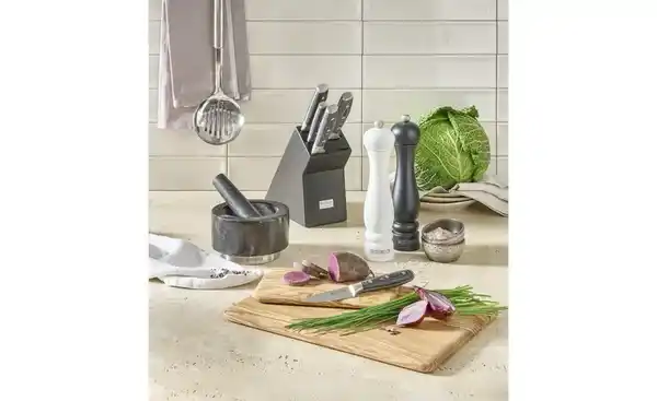 Bild 2 von Meisterkoch Schneidebrett  OPTIMUS ¦ holzfarben ¦ Holz ¦ Maße (cm): B: 14 H: 1,2 Küchenzubehör & Helfer > Schneidebretter - Möbel Kraft