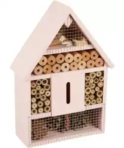 Insektenhotel aus Holz, rosa