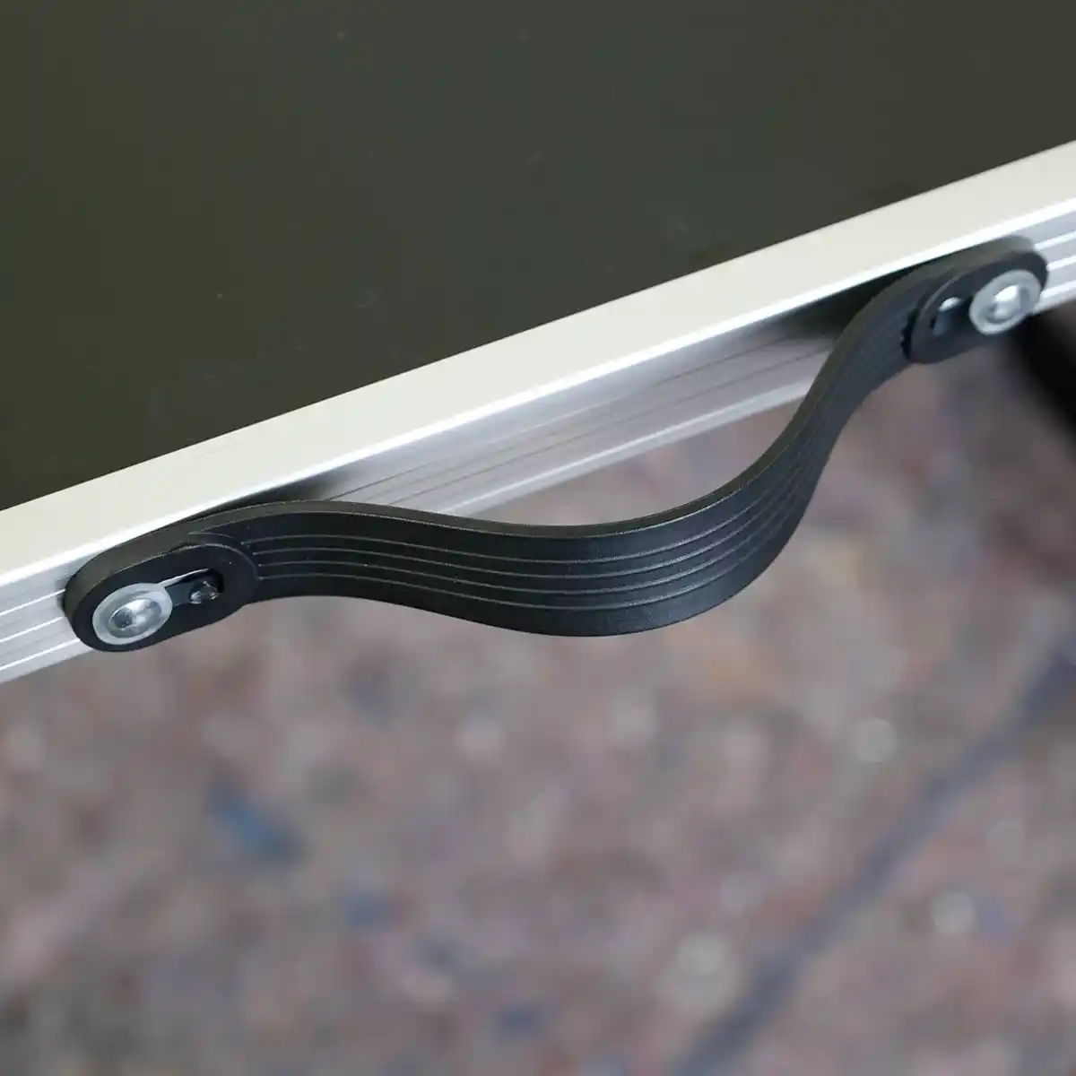 Bild 2 von Vielzwecktisch