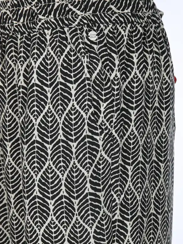 Bild 4 von Große Größen 7/8 Sommerhose Beige