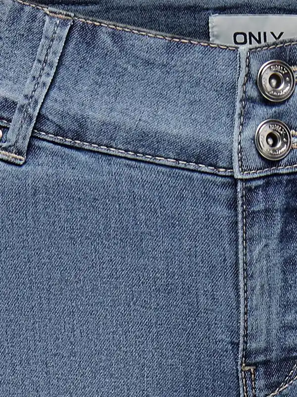 Bild 3 von Only ONLCARMEN REG SHORTS Shorts Blau