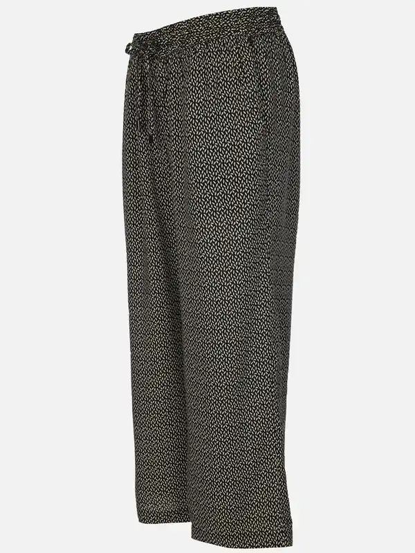 Bild 3 von Große Größen 7/8 Sommerhose Schwarz