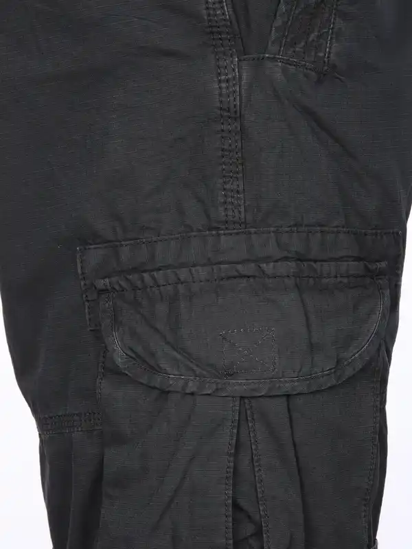 Bild 4 von Herren Cargoshorts mit vielen Details Grau