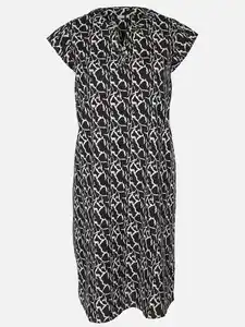 Damen Kleid mit Alloverprint Schwarz