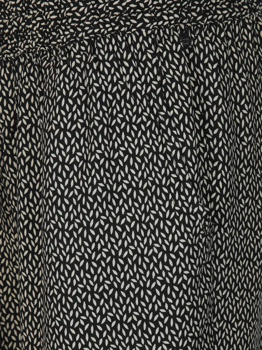 Bild 4 von Große Größen 7/8 Sommerhose Schwarz