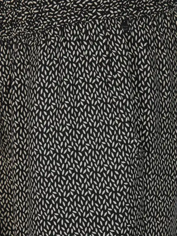 Bild 4 von Große Größen 7/8 Sommerhose Schwarz