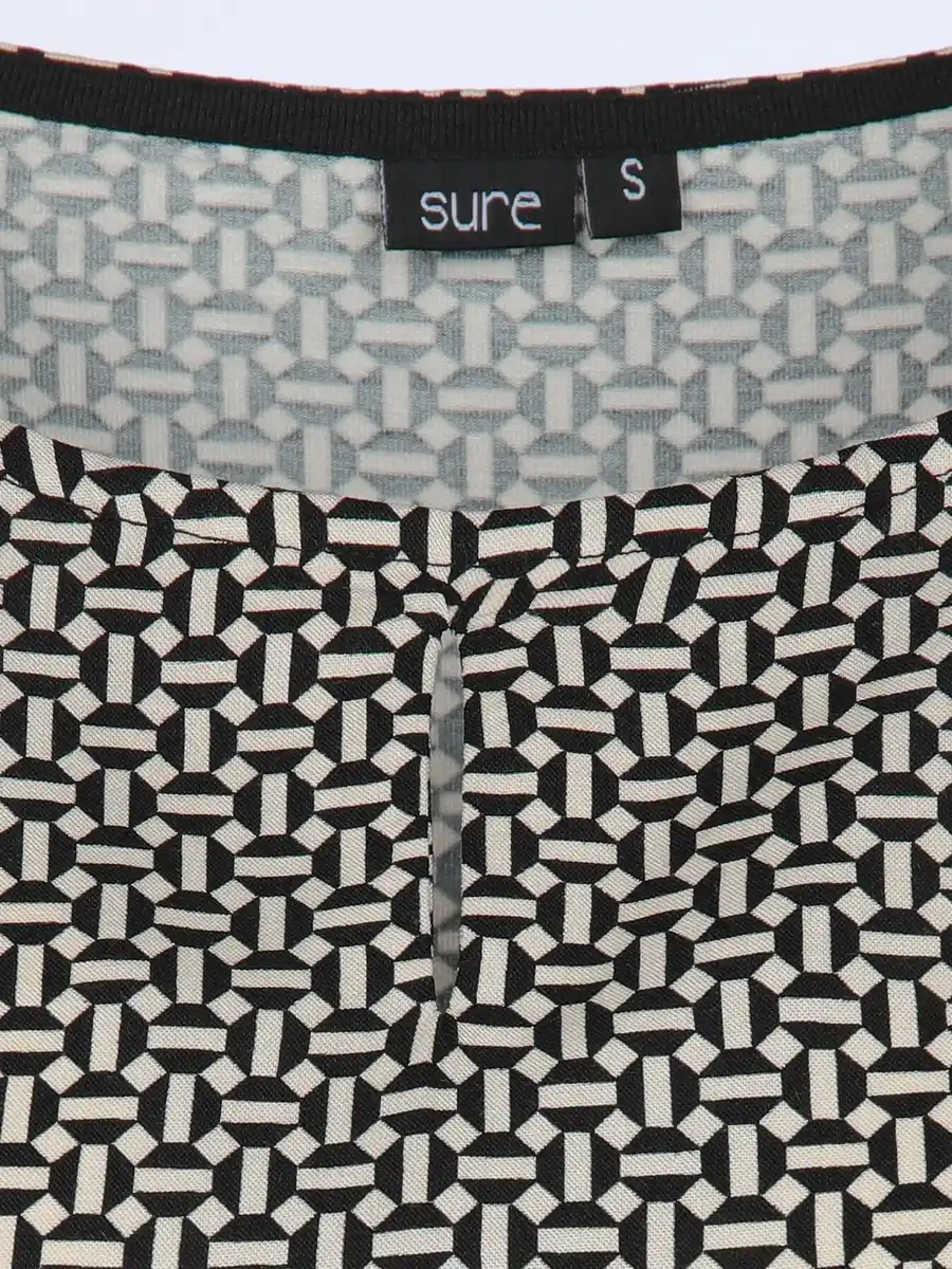 Bild 3 von Damen Top mit Alloverprint Schwarz