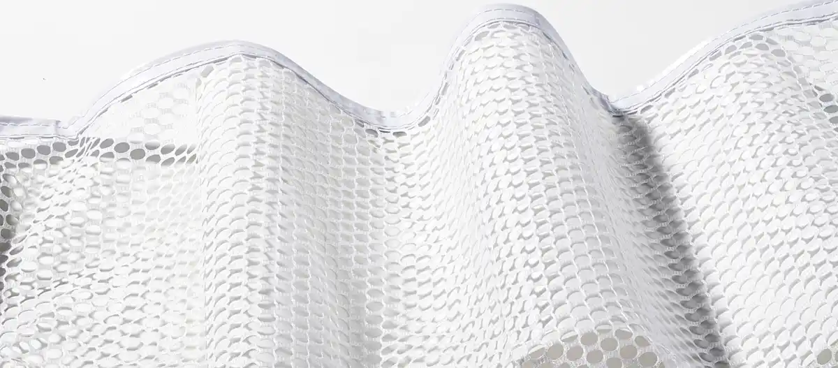 Bild 3 von IDEENWELT Wasserhängematte gepunktet