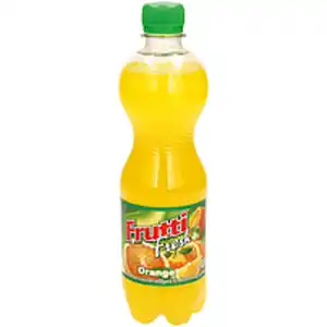 Kohlensäurehaltiges Erfrischungsgetraenk "Orange" mit Orange...