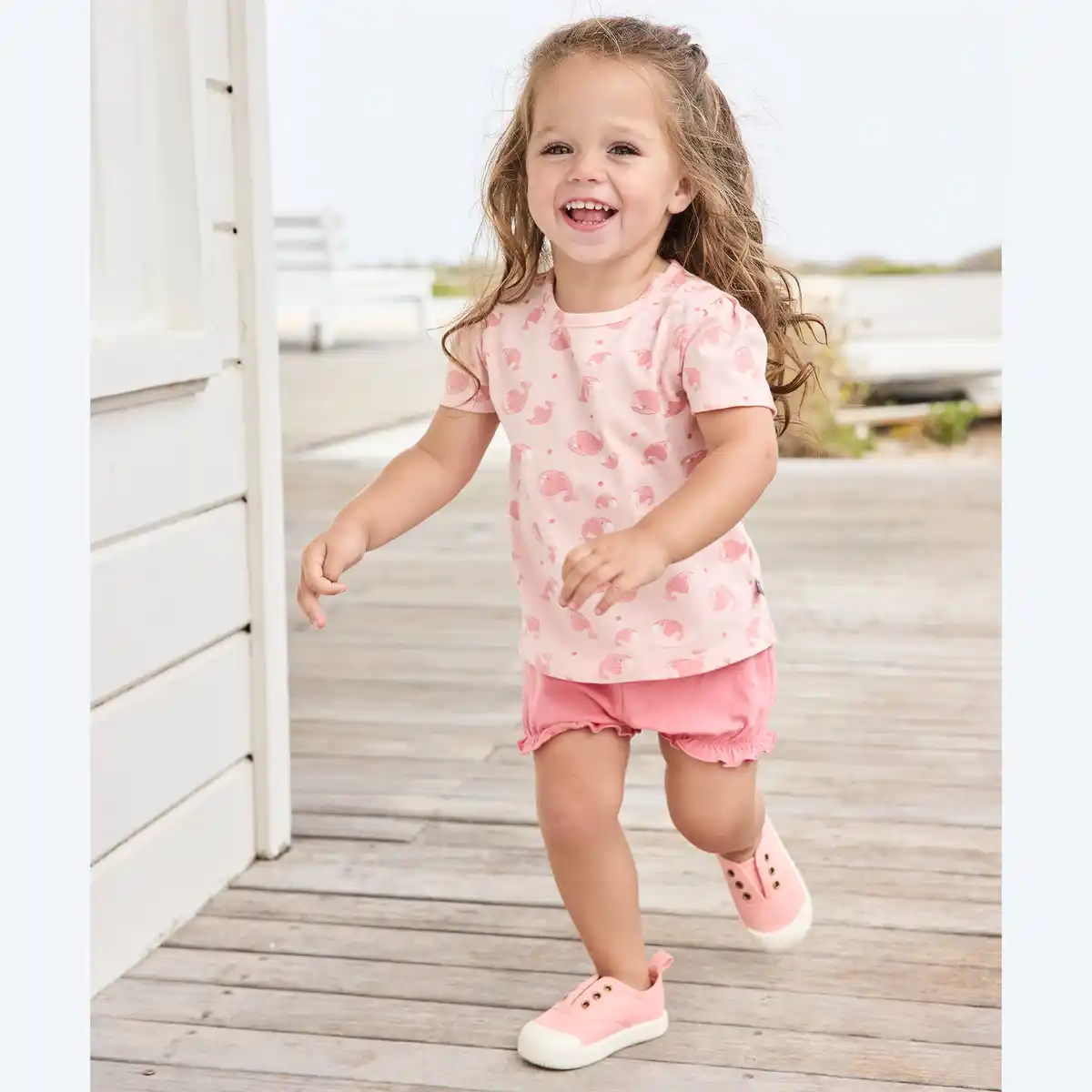 Bild 1 von Baby-Mädchen-Set mit Wal-Motiven, 2-teilig