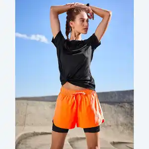 2-in-1 Damen-Trainingsshorts mit Kordelzug
