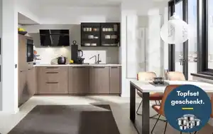Nobilia - Einbauküche Stadum, Nussbaum Milano Nachbildung, inkl. AEG Elektrogeräte