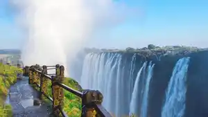 Rundreisen Südafrika, Botswana & Simbabwe: Safari, Wasserfälle & Kulturerbe entdecken