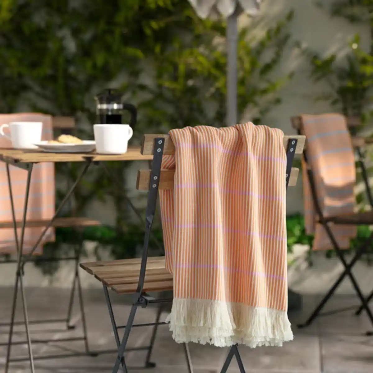 Bild 3 von LAPPKATTFOT Plaid, leuchtend orange/rosa 130x170 cm