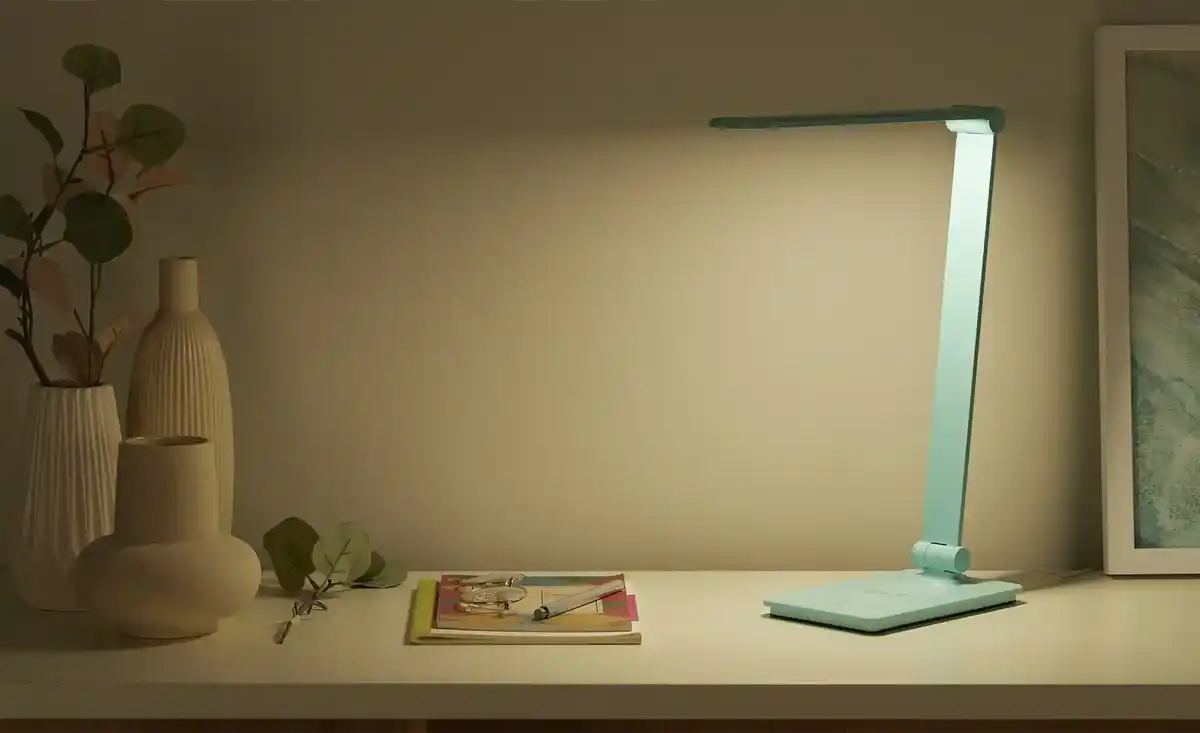 Bild 1 von KHG LED-Tischleuchte, blau mit Qi-Charger