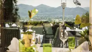 Ruhe über den Dächern von Bonn – Dorint Hotel Venusberg Bonn