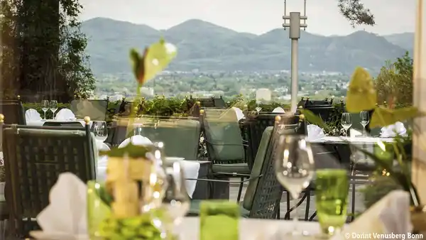 Bild 1 von Ruhe über den Dächern von Bonn – Dorint Hotel Venusberg Bonn
