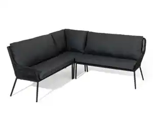 Lounge-Ecke mit Textilgeflecht