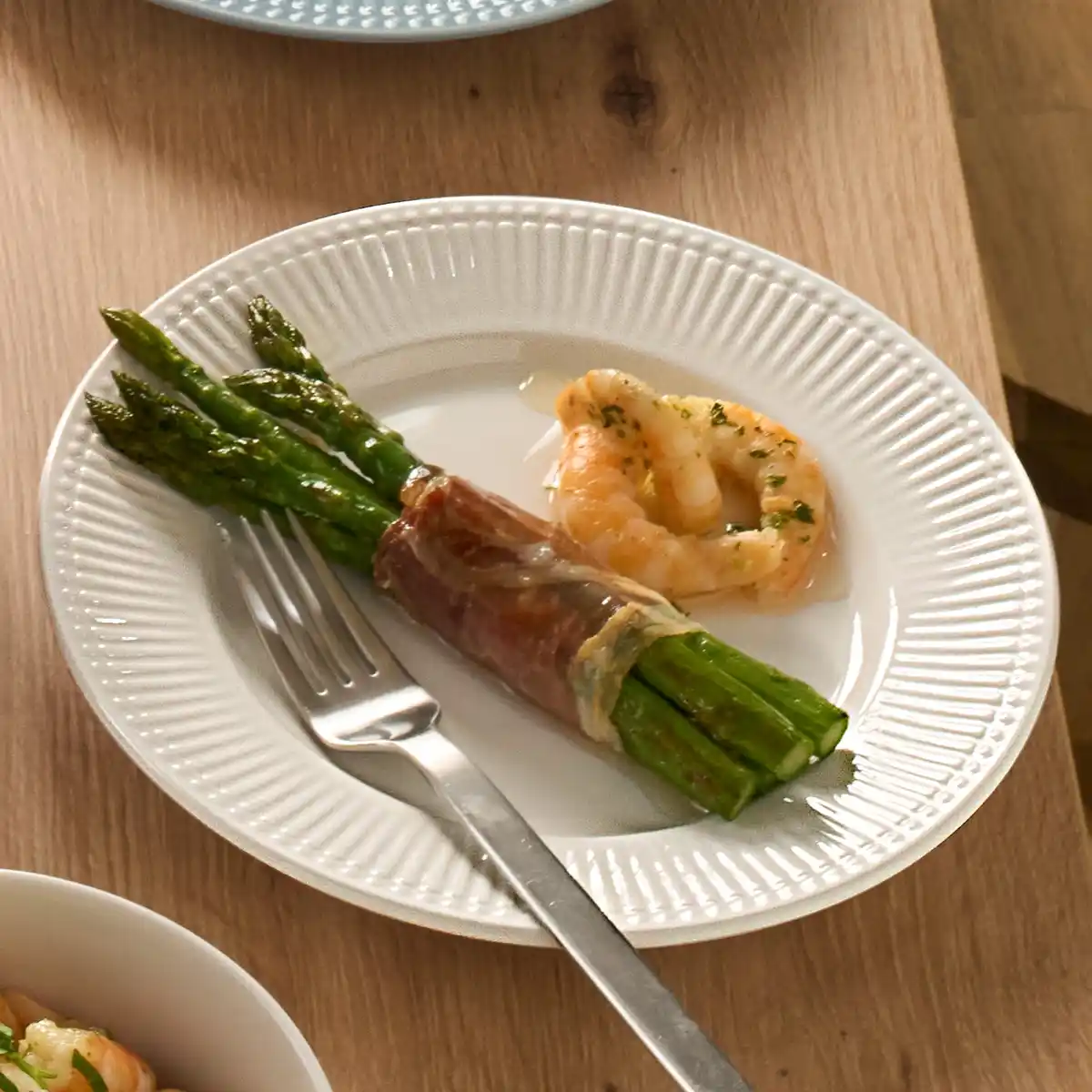 Bild 1 von Dessertteller aus Porzellan, Ø ca. 20,4x2,2cm