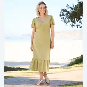Damen-Kleid mit Jacquard-Muster