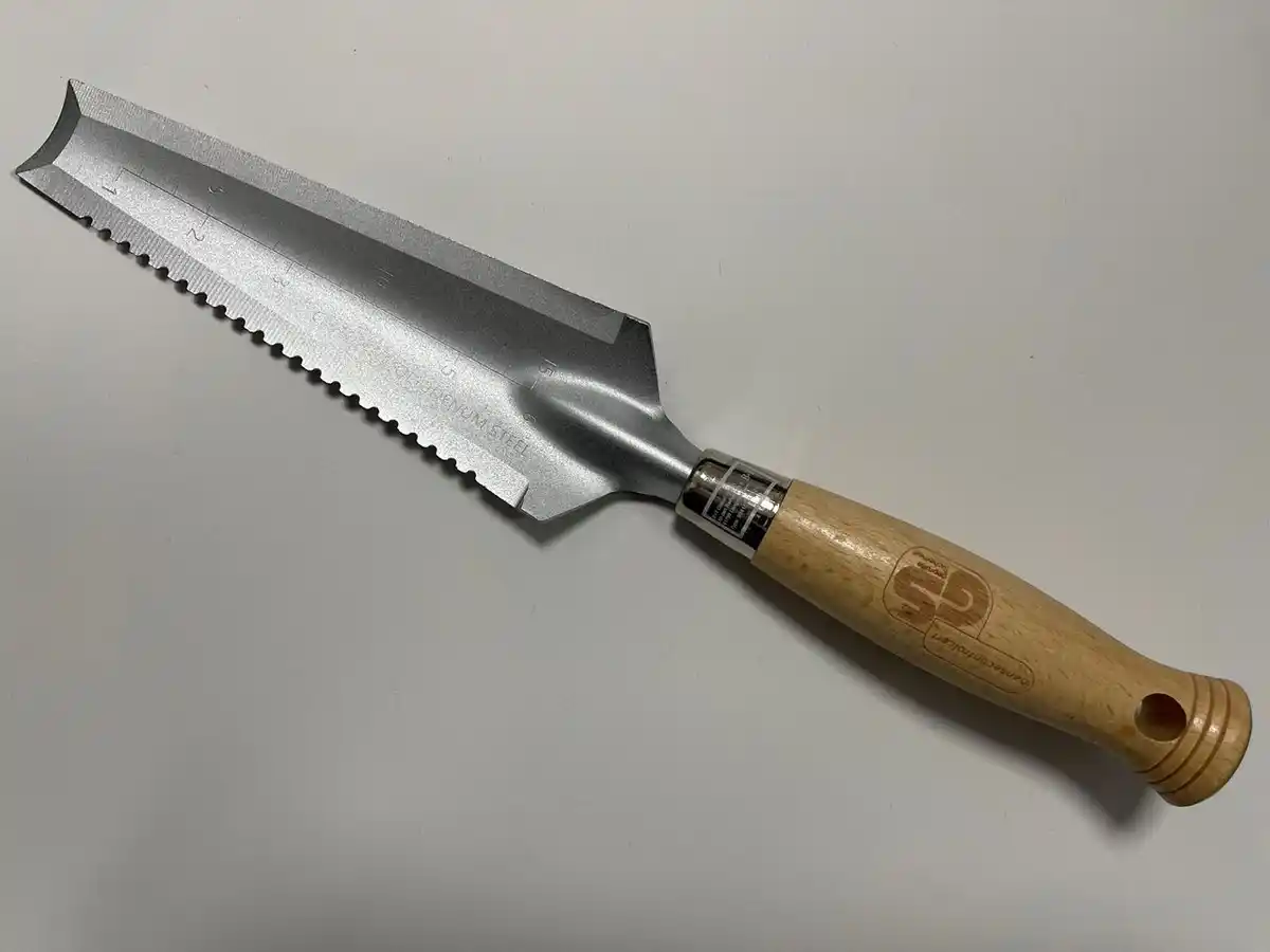 Bild 2 von Multifunktionsschaufel mit Skala und Sägekante, ca. 340 mm – Natur