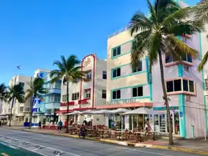 Kreuzfahrten Karibik : Karibik Kreuzfahrt mit MSC Divina ab/an Miami