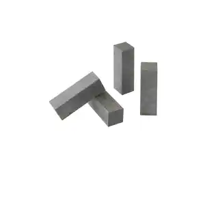 Kosche Eckholz Zement grau 19 x 19 x 60 mm, 4 Stück