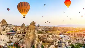 Rundreisen Türkei & Kappadokien: Zwischen Feenkaminen und Fernblick