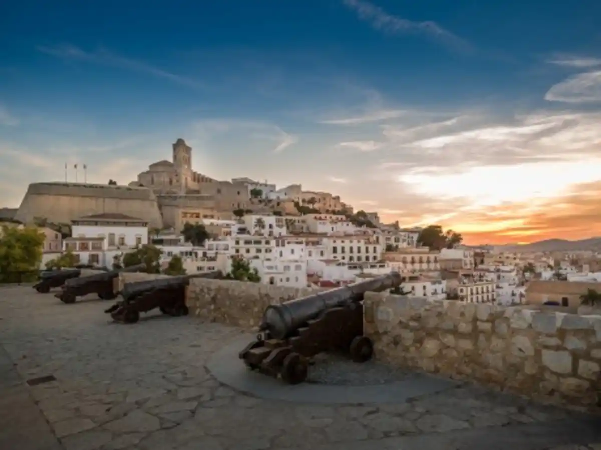 Bild 1 von Rundreisen Spanien - Ibiza: Flexible Mietwagen-Rundreise ab/an Ibiza: Küstenzauber Ibiza