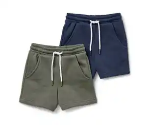 2 Kleinkinder-Sweatshorts