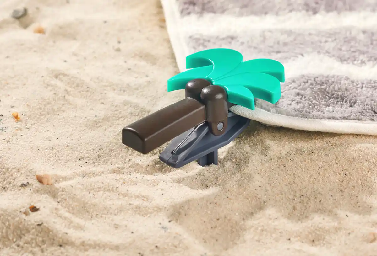 Bild 2 von IDEENWELT Strandtuchheringe 4er-Set blau