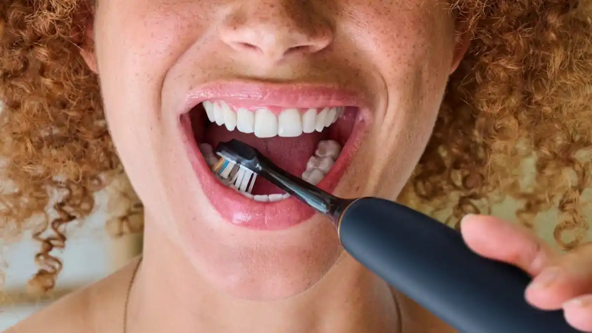 Bild 2 von PHILIPS Sonicare A3 ALL-IN-ONE Bürstenköpfe schwarz 4er Pack